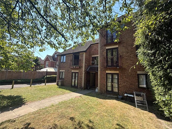 1 Bedroom Flat To Rent In Bullar Road, Southampton, Hampshire, SO18