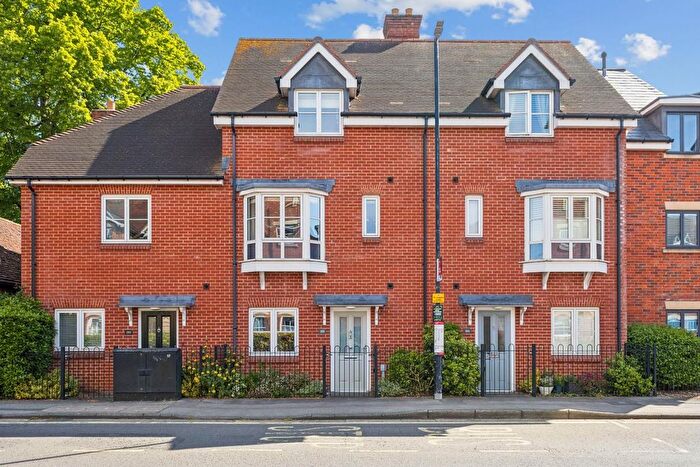 3 Bedroom Property For Sale In Castle Street, Salisbury, SP1