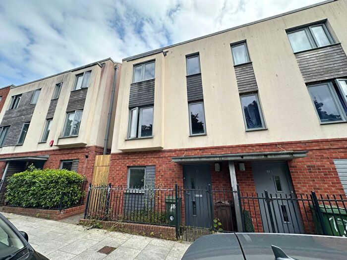 3 Bedroom Property To Rent In Granby Way, Plymouth, PL1