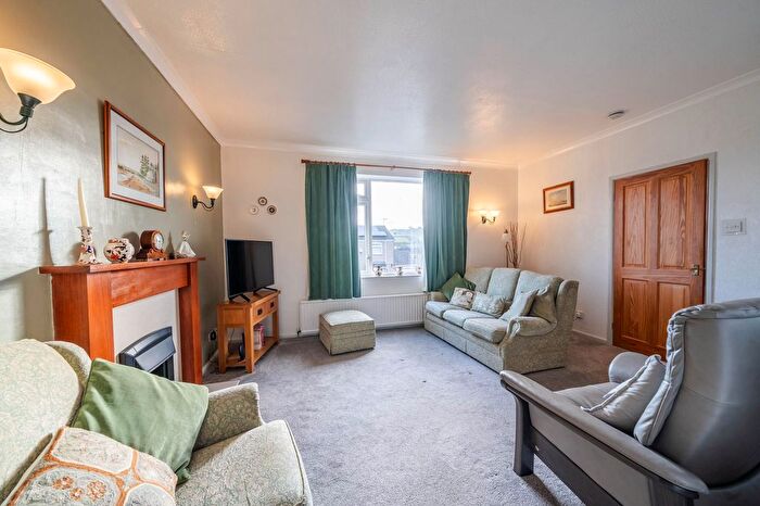 2 Bedroom Semi-Detached Bungalow For Sale In Lingmoor Rise, Kendal, LA9