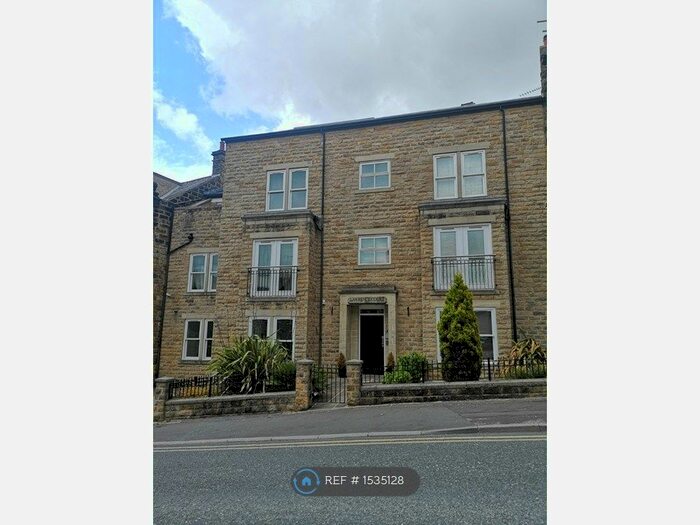 2 Bedroom Flat To Rent In Lawrence Court, Harrogate, HG1