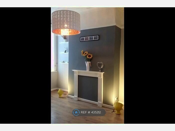 3 Bedroom Terraced House To Rent In Cross Lane, Radcliffe M26