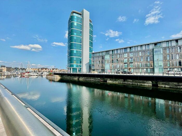 2 Bedroom Flat To Rent In Marina Point East, St Marys Island, ME4