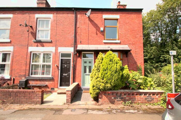 2 Bedroom End Of Terrace House To Rent In Jackson Street, Cheadle, SK8