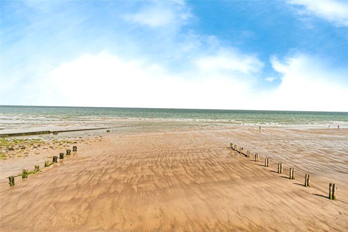 2 Bedroom Flat For Sale In The Parade, Whitby, North Yorkshire, YO21