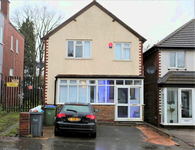 3 Bedroom Detached House To Rent In Bleakhouse Road, Oldbury B68