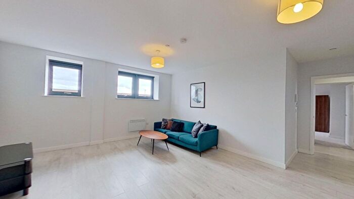 2 Bedroom Flat To Rent In Atkinson Street, Leeds, LS10