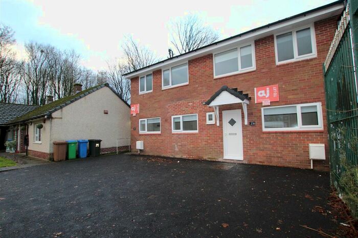 3 Bedroom Semi-Detached House To Rent In Roylelands Bungalows, Castleton, Rochdale, OL11