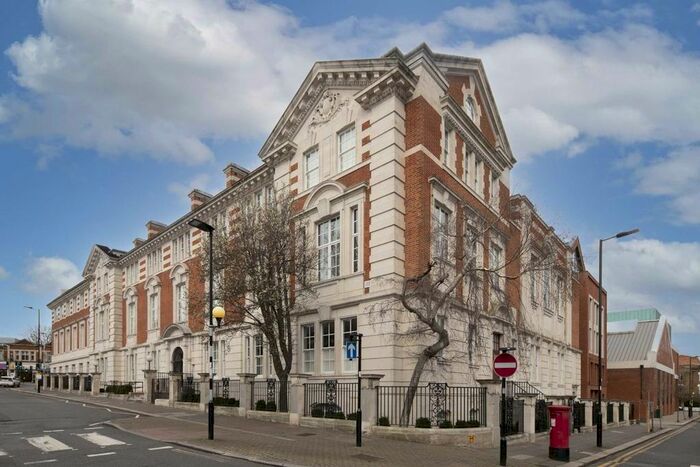 1 Bedroom Flat To Rent In Winchester Street, London, W3