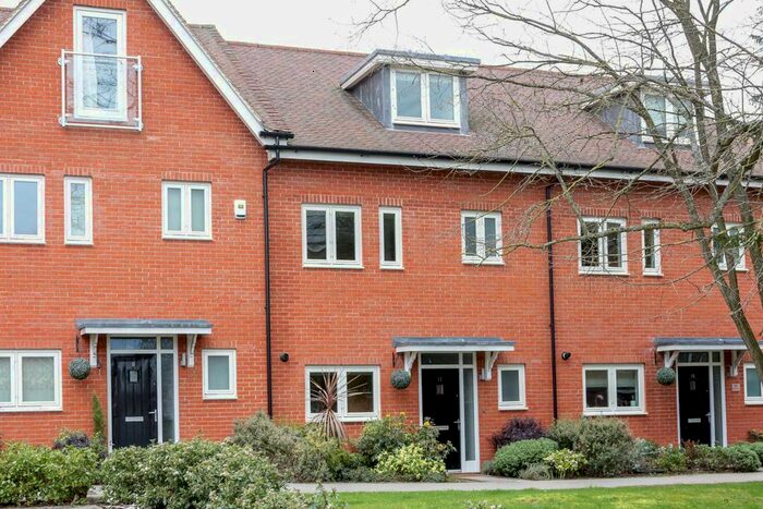 4 Bedroom Town House To Rent In Newlands Way, Cholsey, OX10