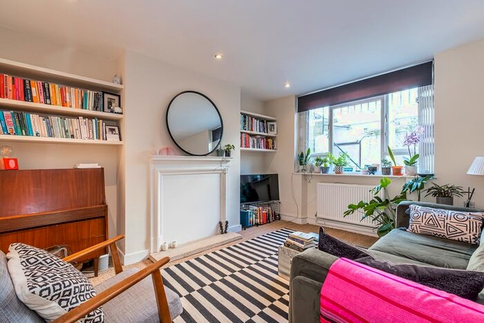 1 Bedroom Flat To Rent In Westmoreland Terrace, London, SW1V