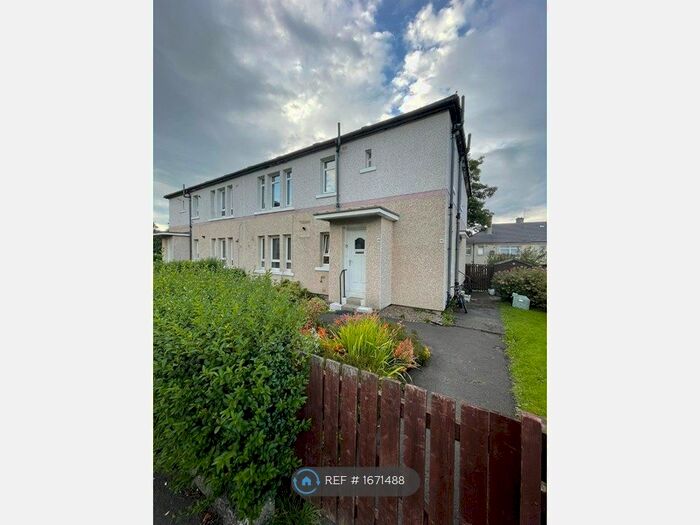 3 Bedroom Flat To Rent In Boydstone Road, Glasgow, G46