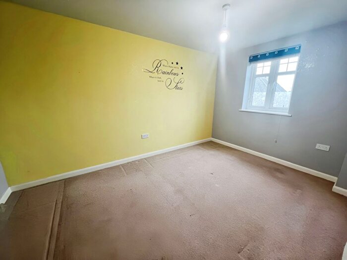 3 Bedroom End Of Terrace House For Sale In Betony Road, Coton Park, Rugby, Warwickshire, CV23