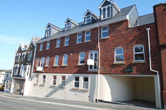 2 Bedroom Apartment To Rent In Ropeworks Court, Mill Hill Road, Cowes., PO31