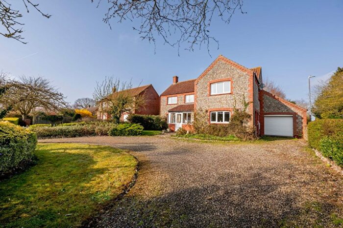 4 Bedroom Detached House For Sale In St. Marys Lane, Langham, Holt, NR25