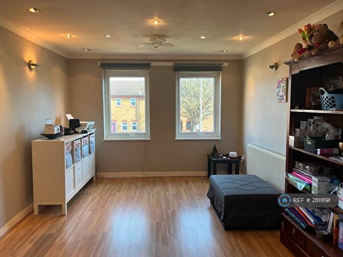 1 Bedroom Flat To Rent In Roman Courts, Cambridge, CB4