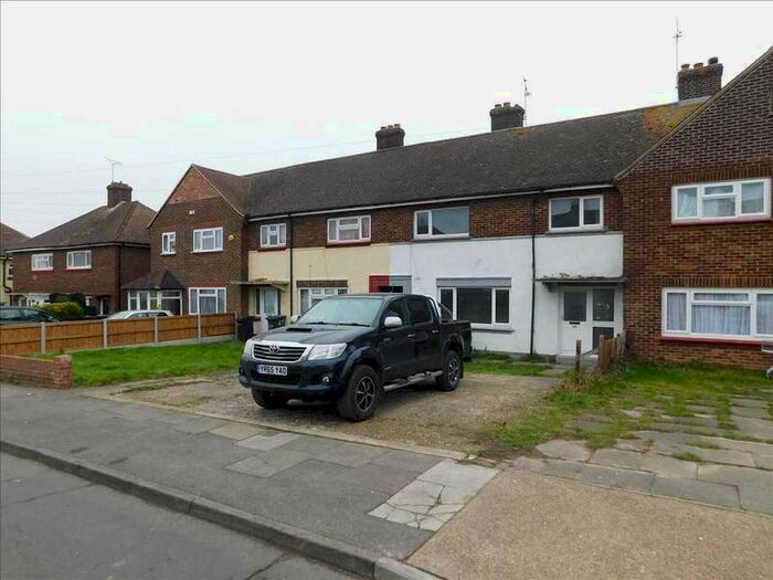 4 Bedroom Terraced House To Rent In Packham Road, Gravesend, DA11