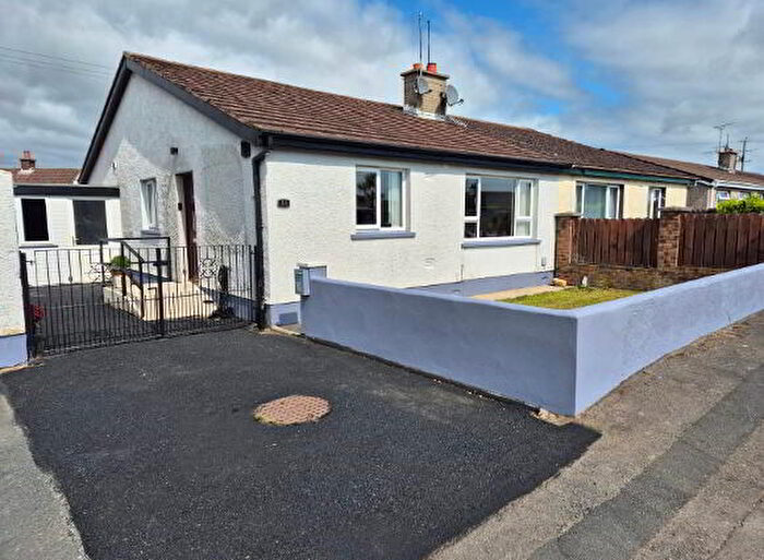 3 Bedroom Semi-detached Bungalows For Sale In Abbey Park, Kilkeel, BT34