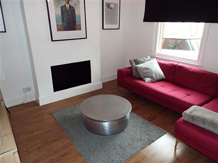 4 Bedroom Terraced House To Rent In Allison Place, Lincoln, LN1