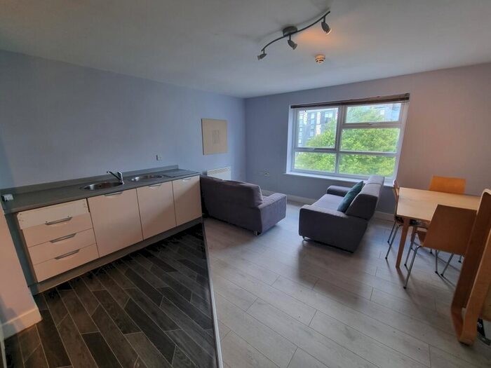 2 Bedroom Apartment To Rent In Slater House, Woden Street, M5