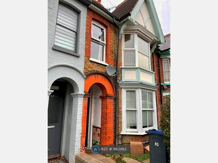 1 Bedroom Flat To Rent In Cromwell Road, Whitstable CT5