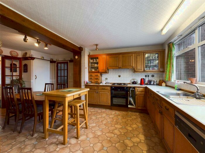 5 Bedroom Detached House For Sale In Beech Close, Kinver, Stourbridge, West Midlands, DY7