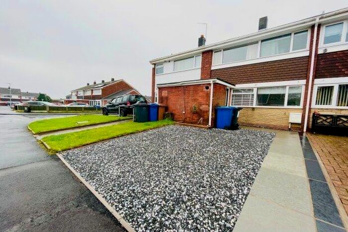 3 Bedroom Property To Rent In Ferndale Close, Burntwood, WS7