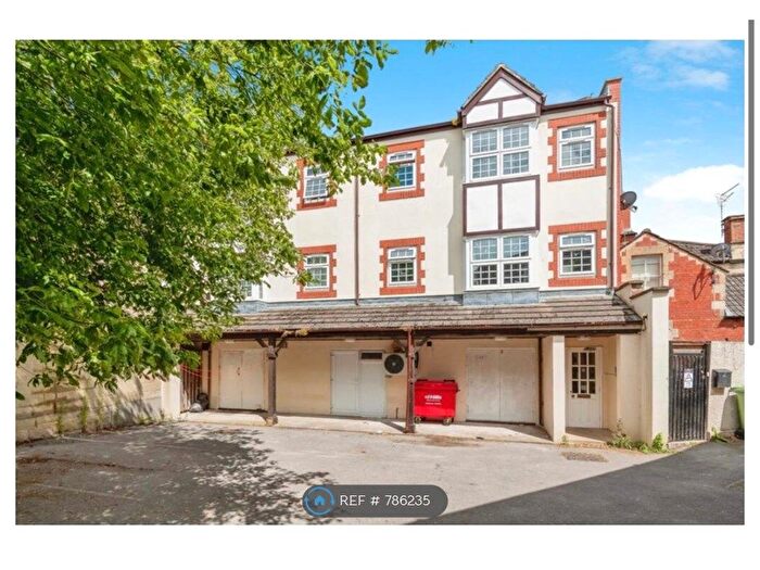 1 Bedroom Flat To Rent In Perretts Court, Melksham, SN12