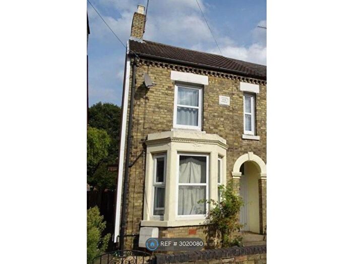 2 Bedroom Flat To Rent In Huntly Grove, Peterborough, PE1