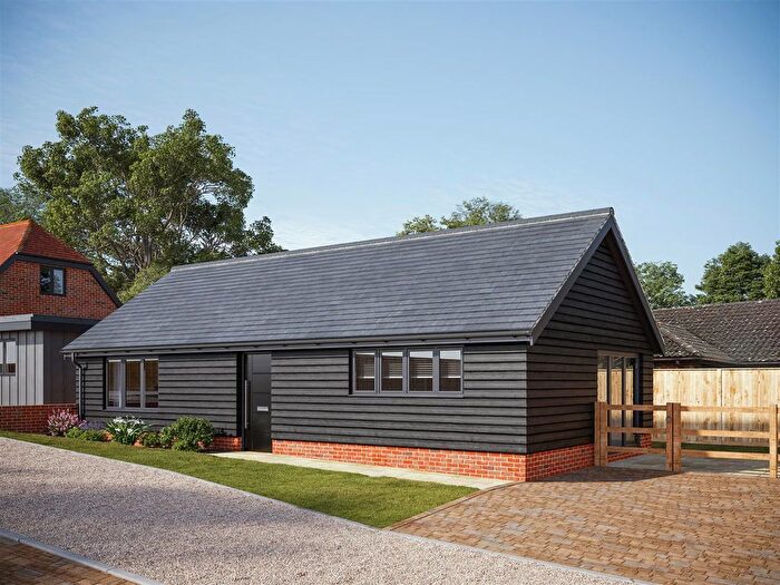2 Bedroom Bungalow For Sale In Back Drove The Street, West Winterslow, Salisbury, SP5