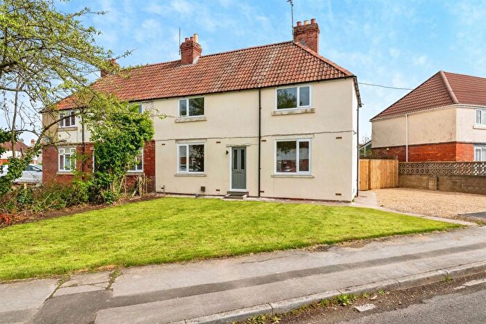 3 Bedroom Semi Detached House For Sale In Unity Street, Chippenham, SN14