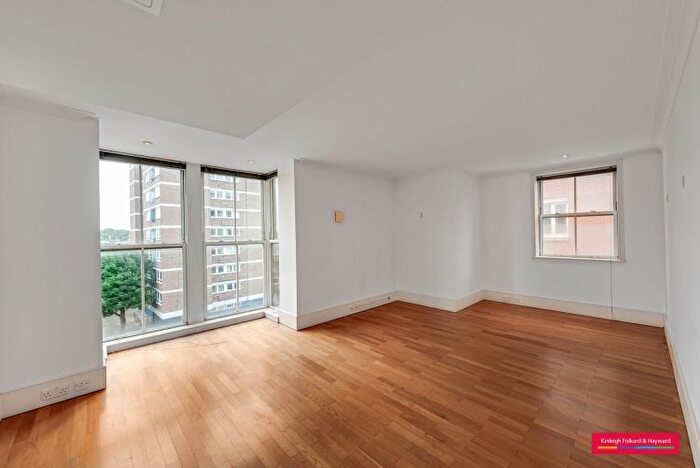 2 Bedroom Flat To Rent In Coleridge Gardens, London, SW10