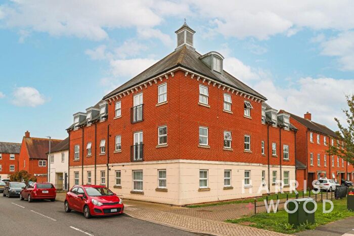 2 Bedroom Flat For Sale In Chariot Drive, Colchester, Essex, CO2