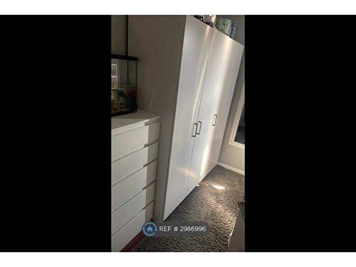 1 Bedroom Flat To Rent In Salisbury Road, Exmouth, EX8