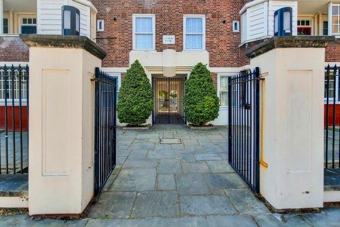 2 Bedroom Flat To Rent In Southern Row, London, W10