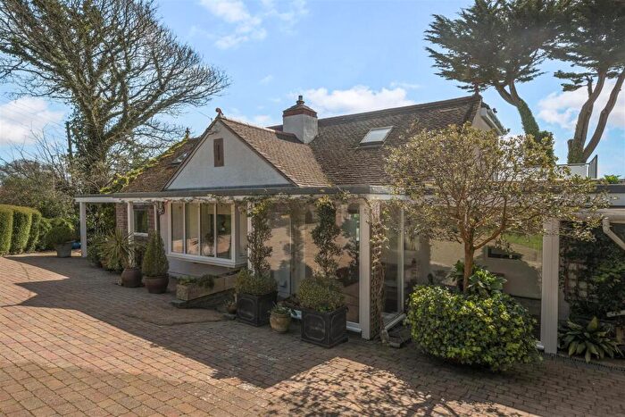 3 Bedroom Detached House For Sale In Sidmouth Road, Lyme Regis, DT7