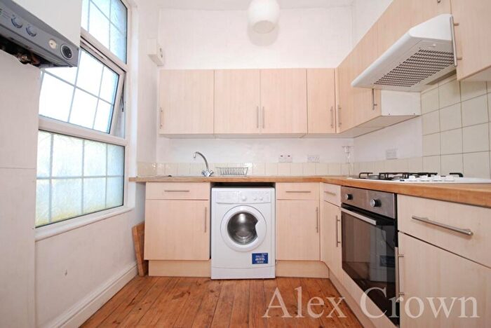 2 Bedroom Flat To Rent In Brecknock Road, Tufnell Park, N19