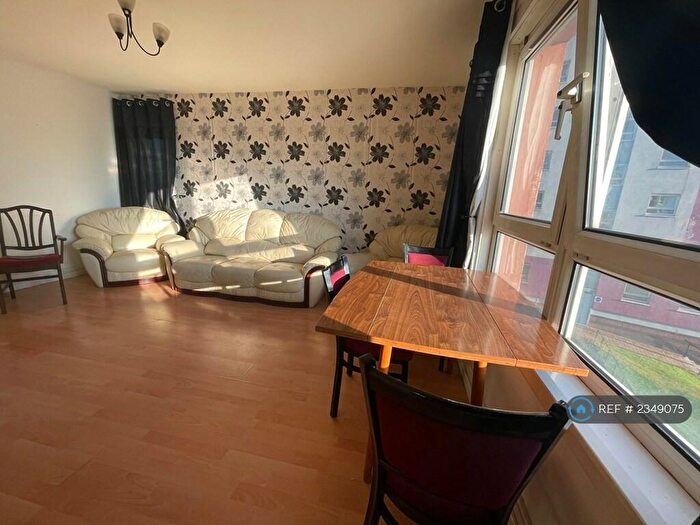 2 Bedroom Flat To Rent In Charles Street, Glasgow, G21