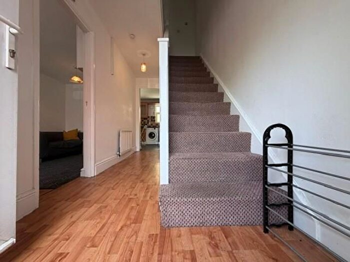 4 Bedroom Town House For Sale In Hawthorn Close, Bordesley, Birmingham, B9