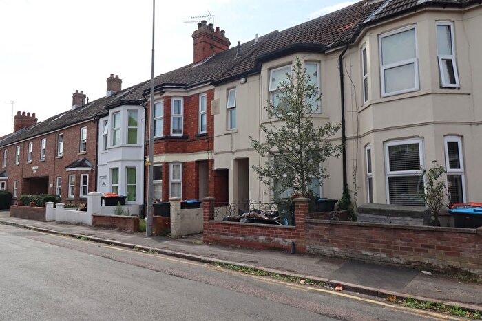 3 Bedroom Terraced House To Rent In George Street, Bletchley, Milton Keynes, MK2