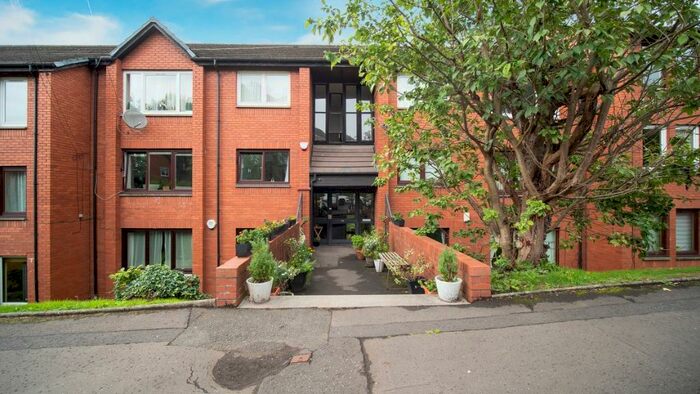 2 Bedroom Flat To Rent In Kelvinside Drive, North Kelvinside, Glasgow, G20