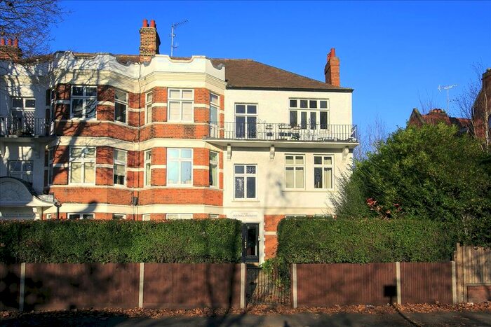 2 Bedroom Flat To Rent In Rusthall Mansions, South Parade, London, W4