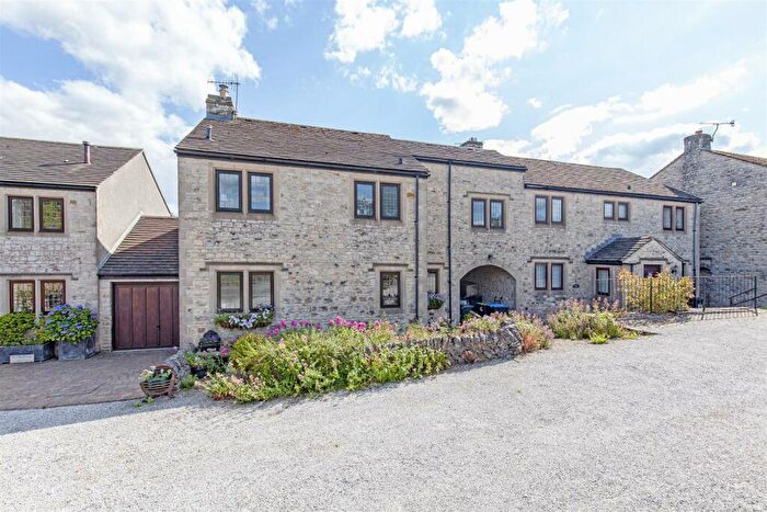 3 Bedroom House For Sale In Moor Lane, Youlgrave, Bakewell, DE45