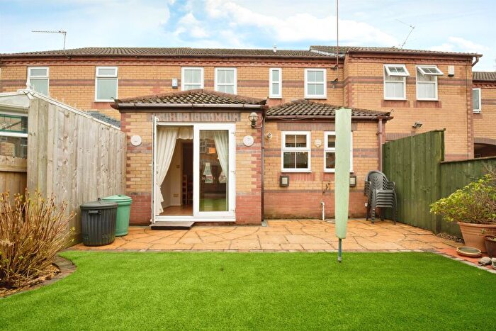 3 Bedroom Terraced House For Sale In Arundel Place, Cardiff, CF11