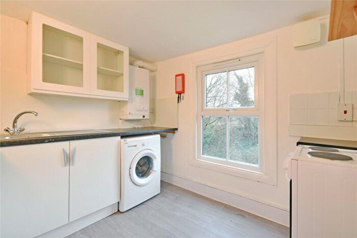 1 Bedroom Flat To Rent In Iverson Road, Kilburn, NW6