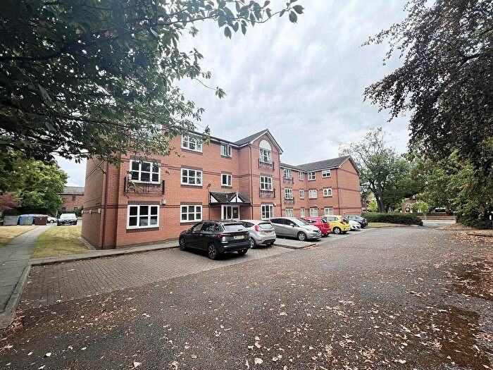 2 Bedroom Flat To Rent In Lancaster Road, Salford, M6