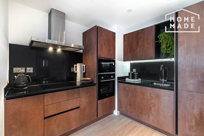 2 Bedroom Flat To Rent In Baltic Yard, L1