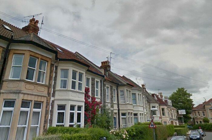 6 Bedroom Terraced House To Rent In Waverley Road, Redland, Bristol, BS6