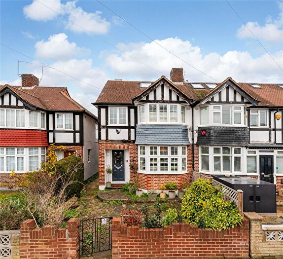 4 Bedroom Semi Detached House For Sale In Fulwell Park Avenue, Twickenham, TW2