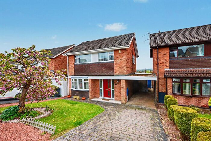 3 Bedroom Link Detached House For Sale In Bolton Avenue, Beeston, Nottingham, NG9